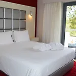 Hotel Santa Eulalia Bay 3*