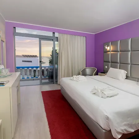 Urban Santa Eulalia 3*