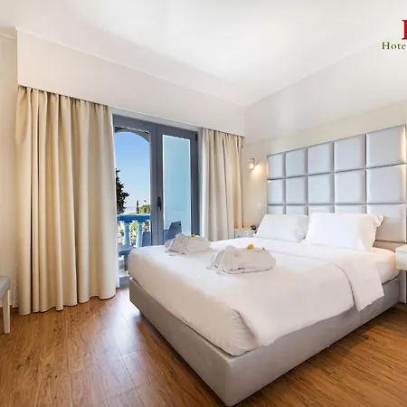 Hotel Santa Eulália Bay Hotel 3*