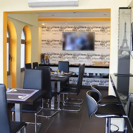 Ξενοδοχείο Urban Santa Eulalia 3*