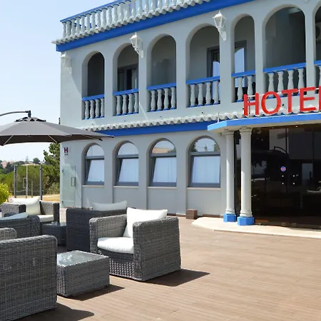 Отель Hotel Santa Eulalia Bay 3*