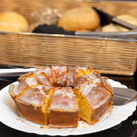 Hotel Santa Eulalia Bay מלון