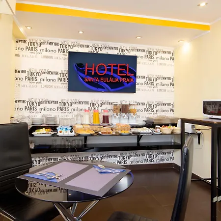 Hotel Santa Eulalia Bay מלון אלבופיירה