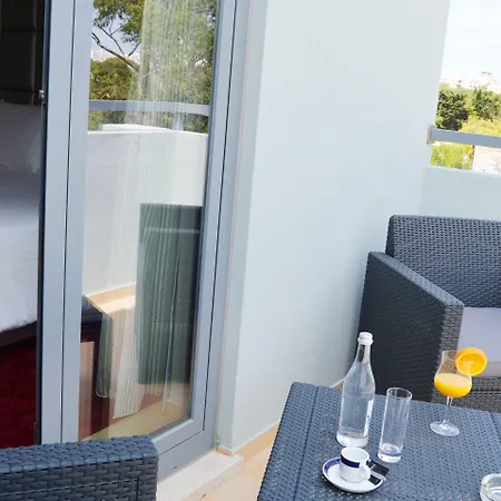 Hotel Santa Eulalia Bay מלון 3*