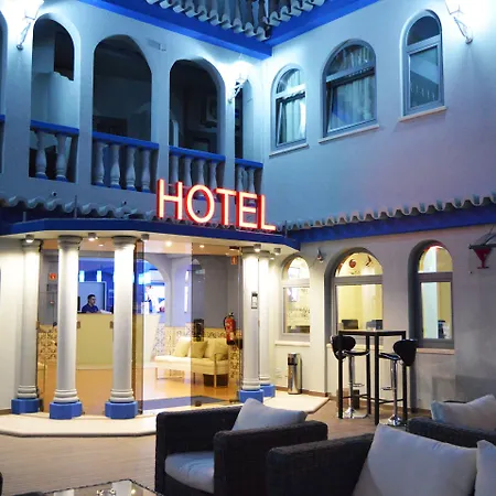 מלון Hotel Santa Eulalia Bay 3*